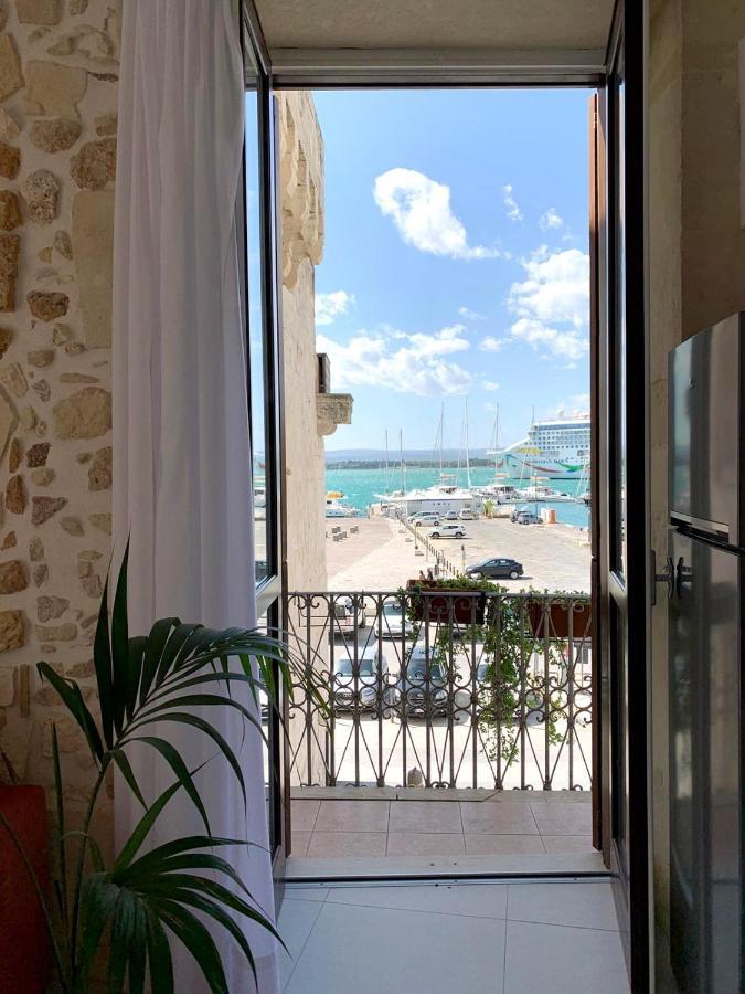 La Gorgone Ortigia Suites Syracuse Exterior foto